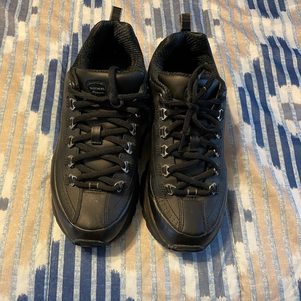 Skechers Black Sneakers with Durable Sole and Padded Tongue